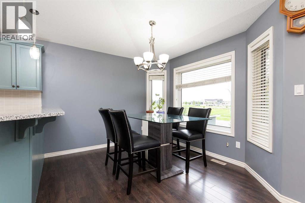350 Mt. Sunburst Way W Property Photo 8