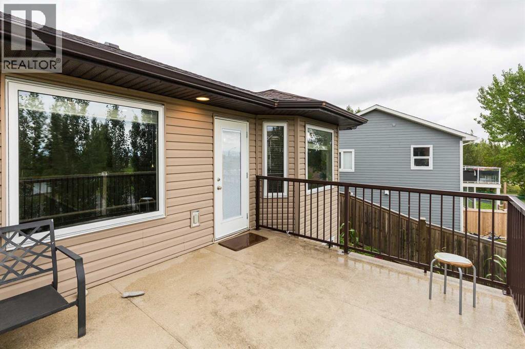 350 Mt. Sunburst Way W Property Photo 9