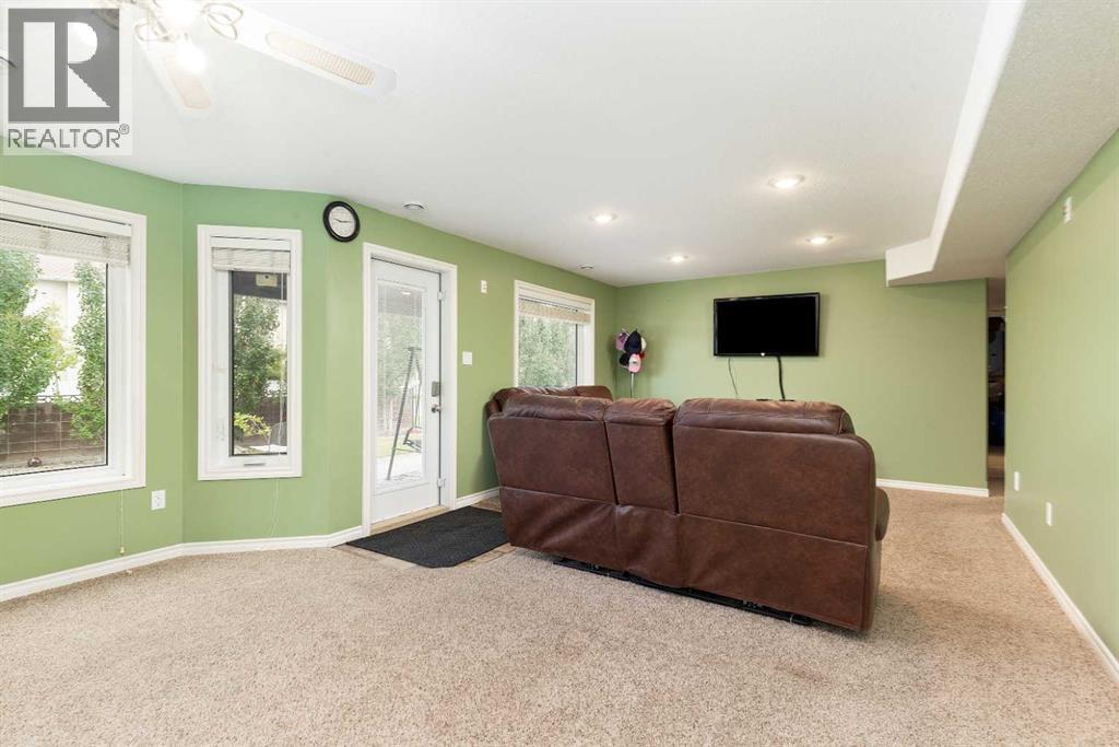 350 Mt. Sunburst Way W Property Photo 19