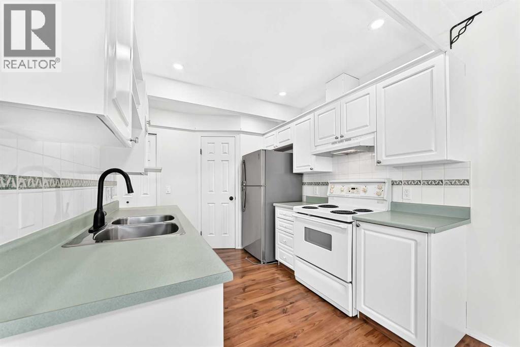 37 Beddington Gardens Ne Property Photo 6