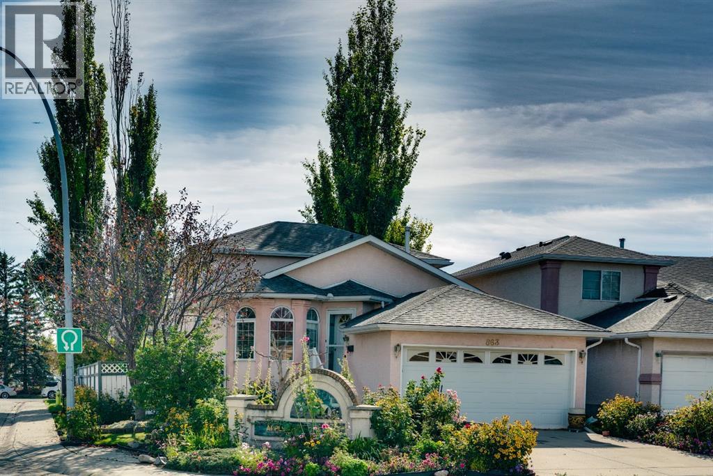 863 Applewood Drive SE