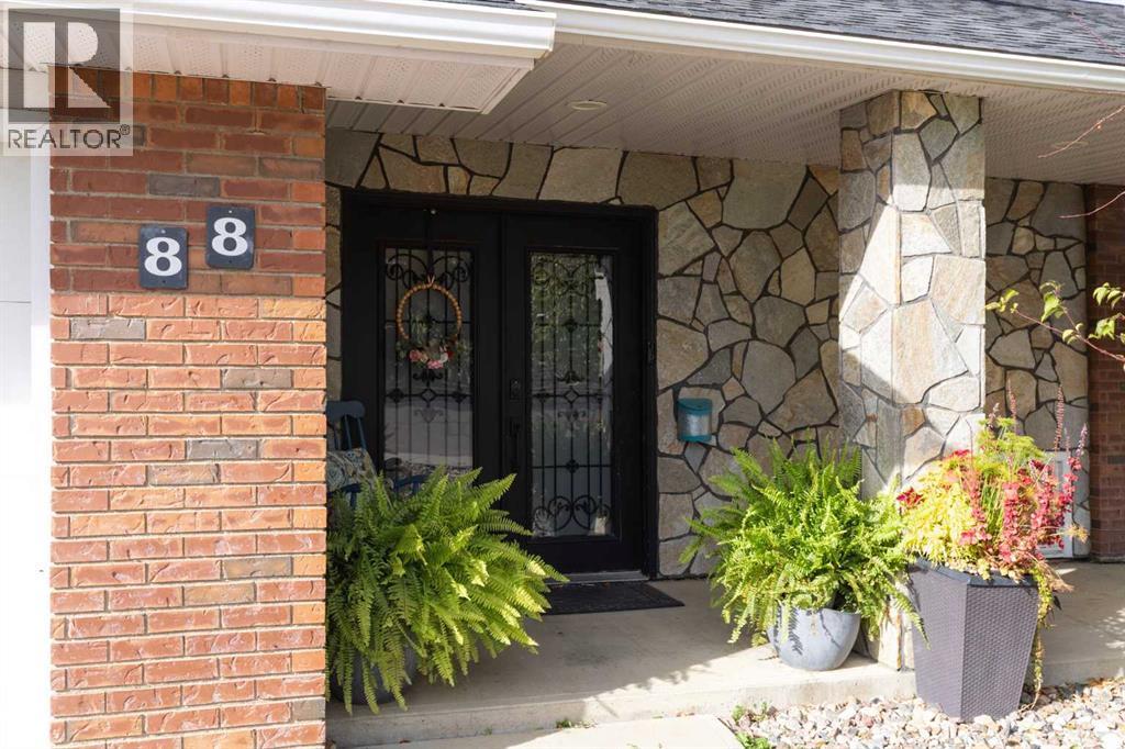 88 Cypress Way Se Property Photo 1