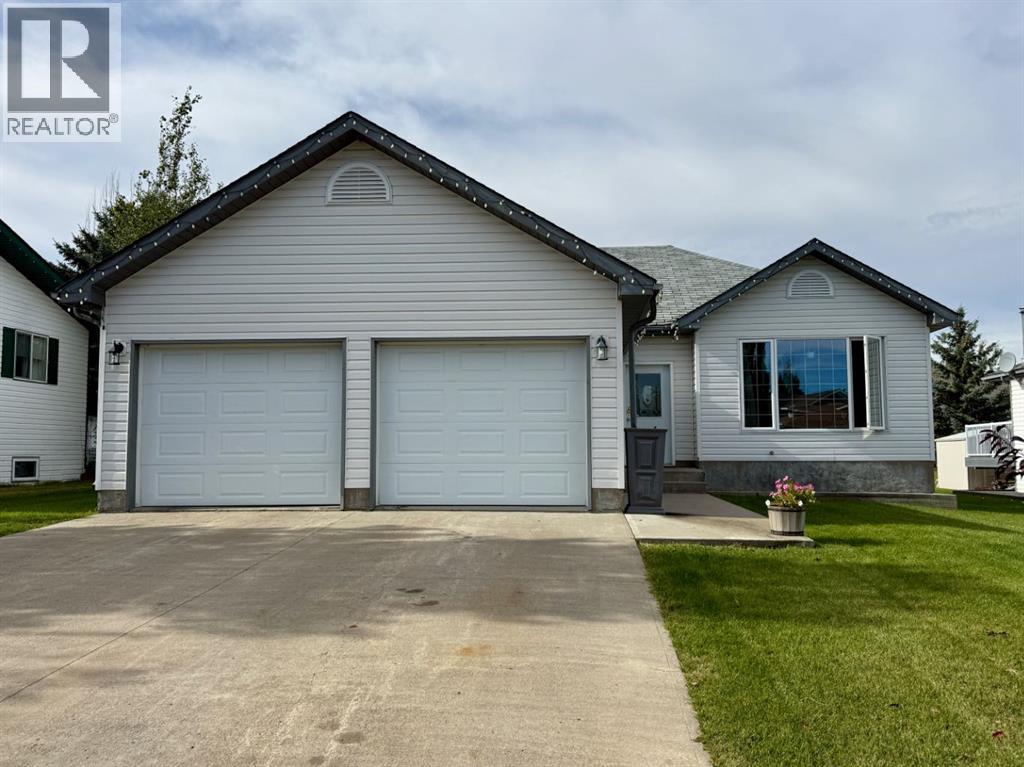 5010 47 Street Property Photo 1