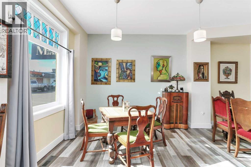 5012 51 Avenue Property Photo 7