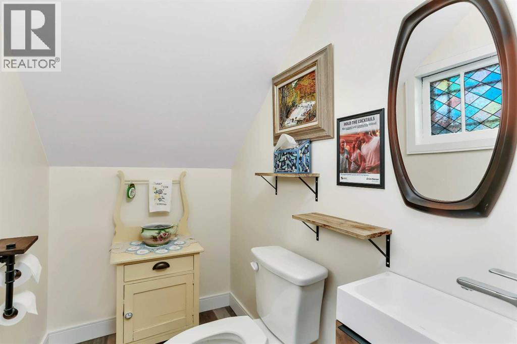 5012 51 Avenue Property Photo 18