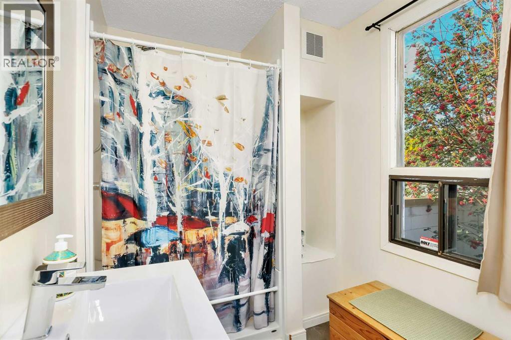 5012 51 Avenue Property Photo 31