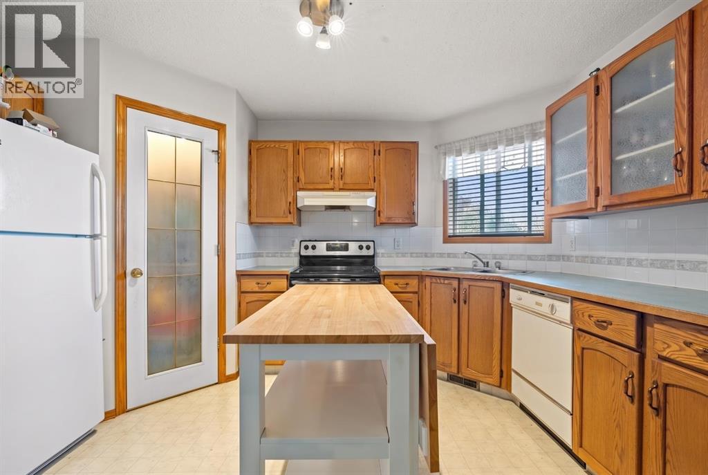 92 Del Ray Close Ne Property Photo 11