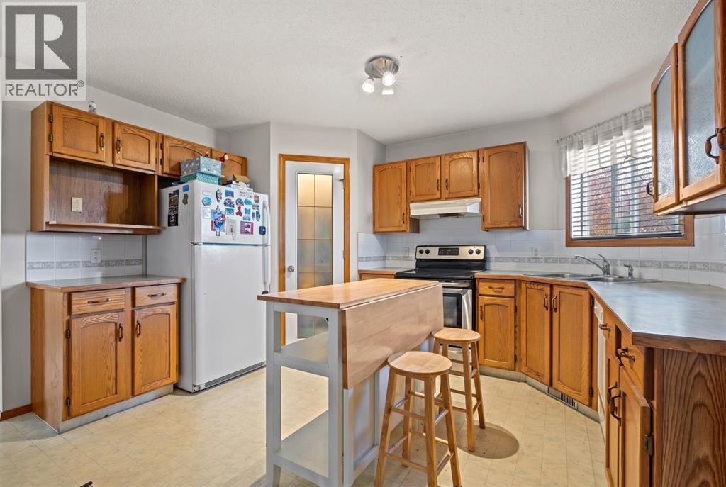 92 Del Ray Close Ne Property Photo 12