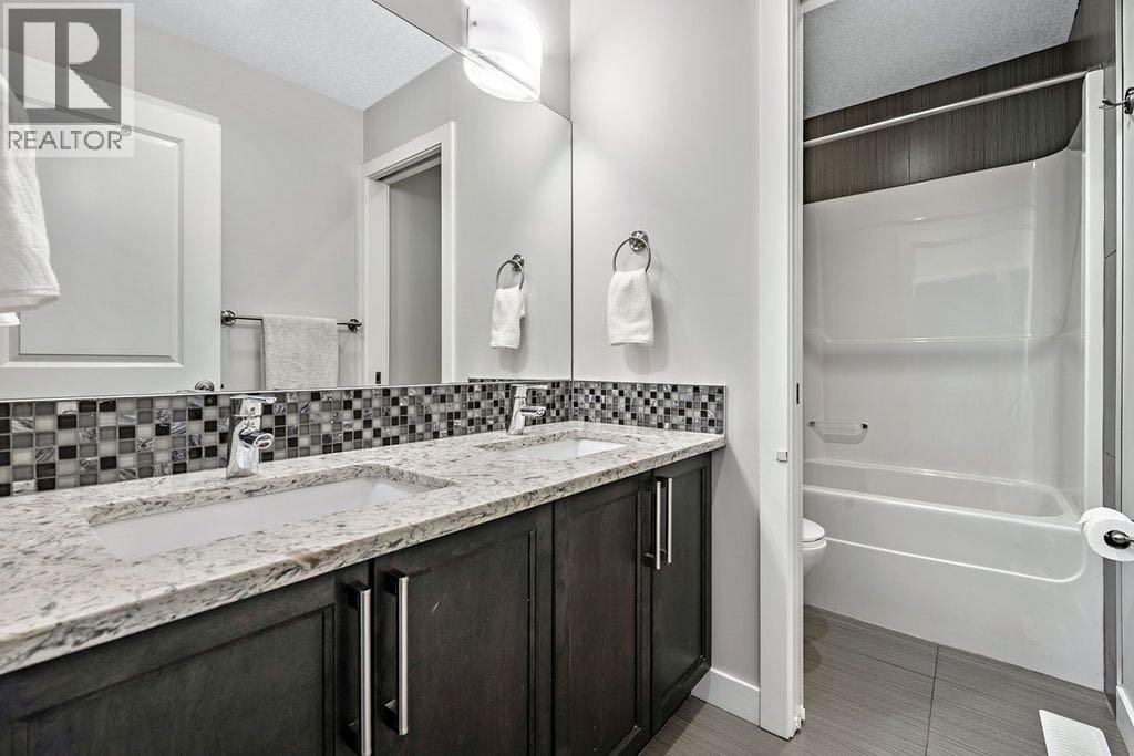 3502 3 Street Nw Property Photo 21