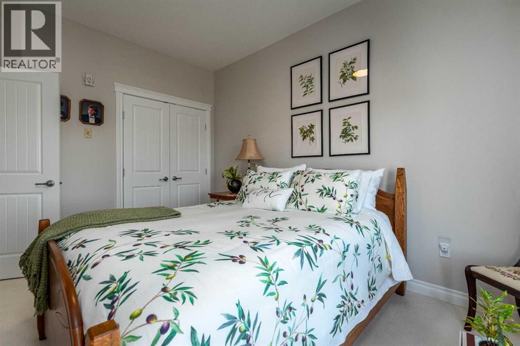 5305 14 Street Property Photo 23