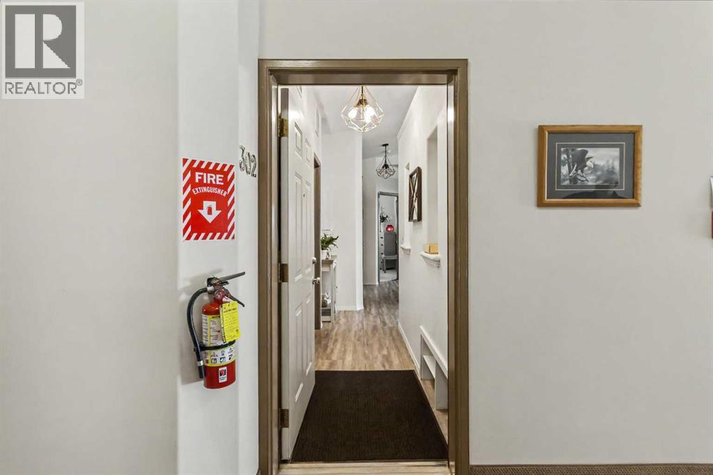7 Crystal Ridge Cove Property Photo 8