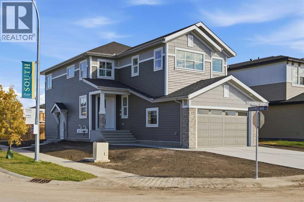 259 Kinniburgh Loop Property Photo 2