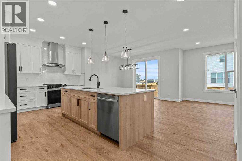 259 Kinniburgh Loop Property Photo 8