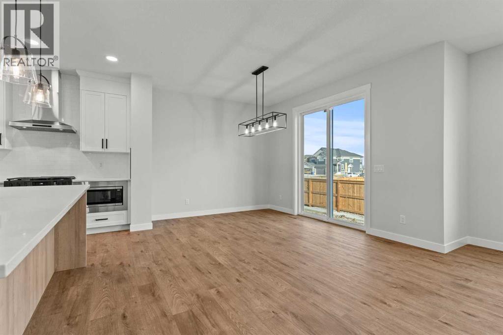 259 Kinniburgh Loop Property Photo 14
