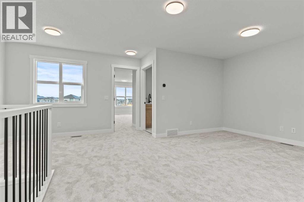 259 Kinniburgh Loop Property Photo 19