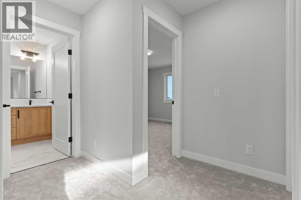 259 Kinniburgh Loop Property Photo 21