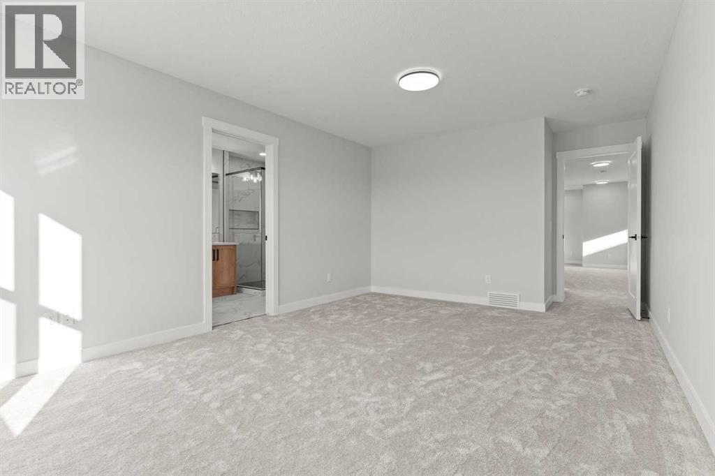 259 Kinniburgh Loop Property Photo 29