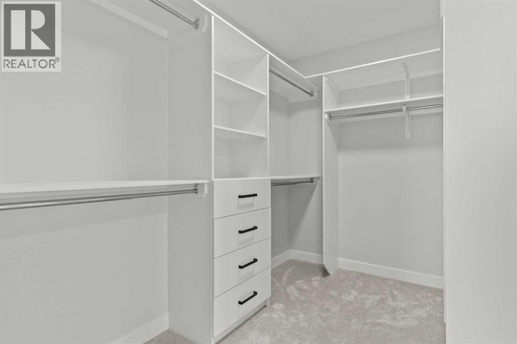 259 Kinniburgh Loop Property Photo 32
