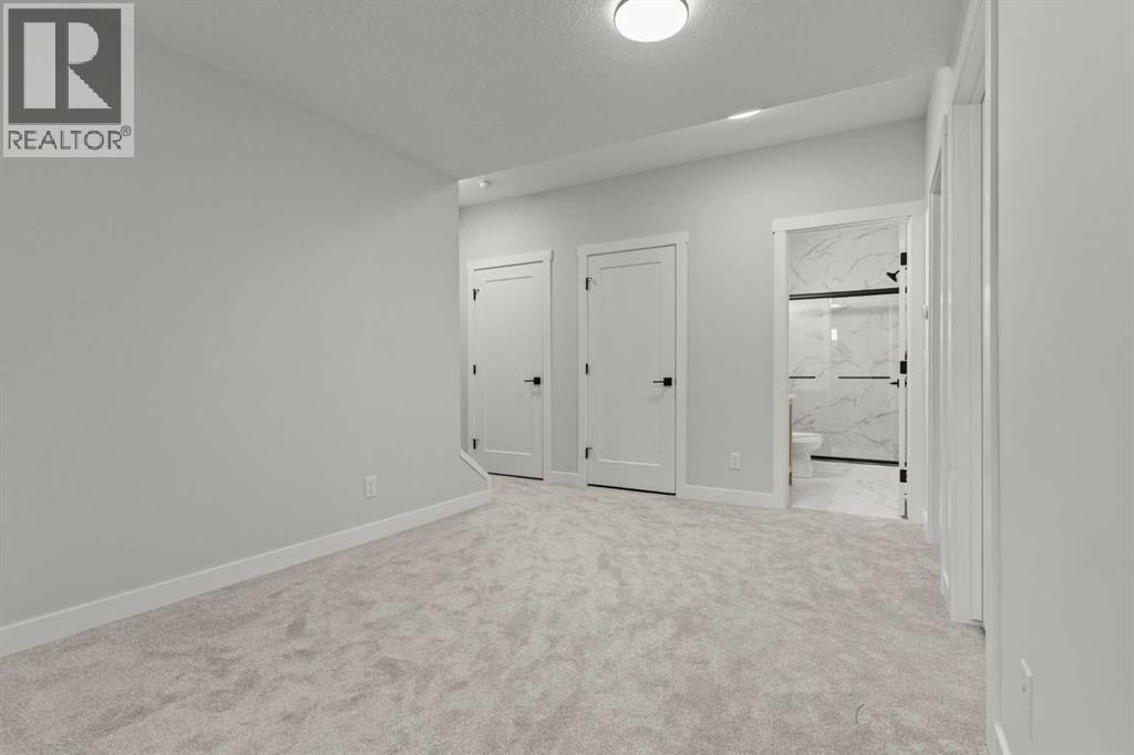 259 Kinniburgh Loop Property Photo 40