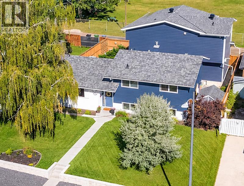728 71 Avenue Sw Property Photo 1