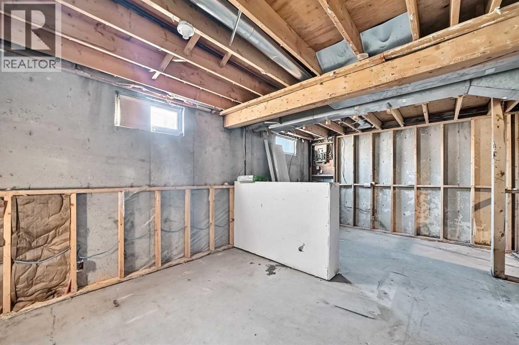 143 Rundleson Way Ne Property Photo 34