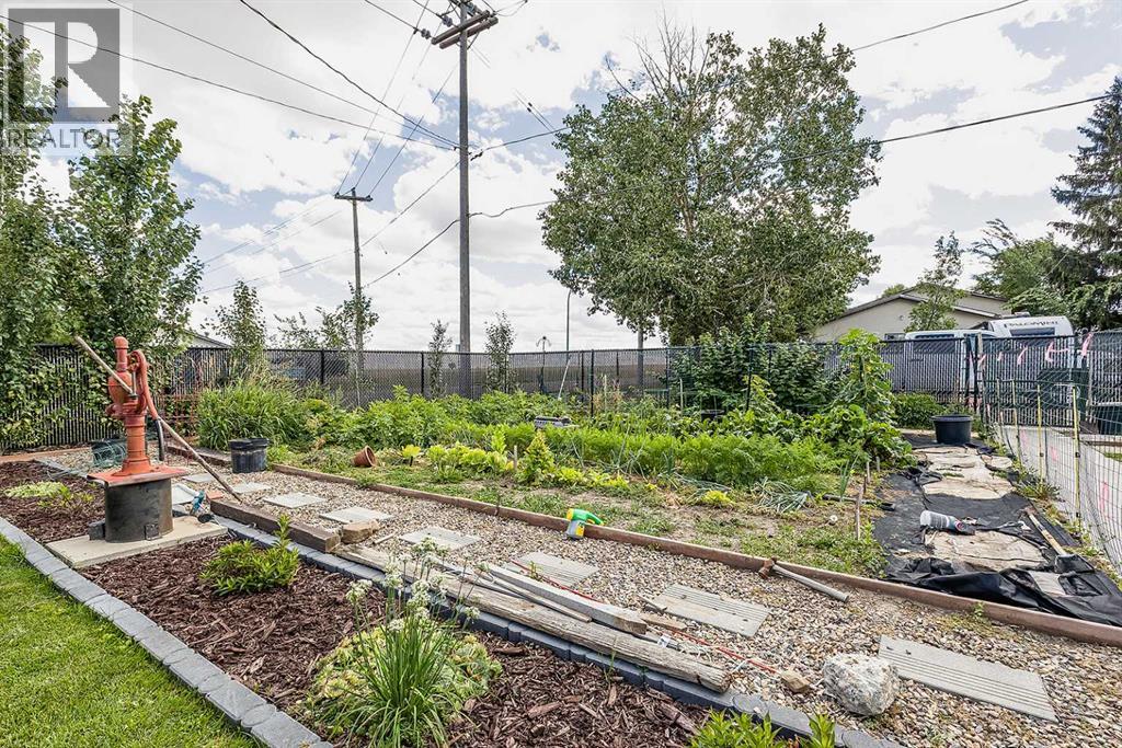 708 Broadway Avenue E Property Photo 32