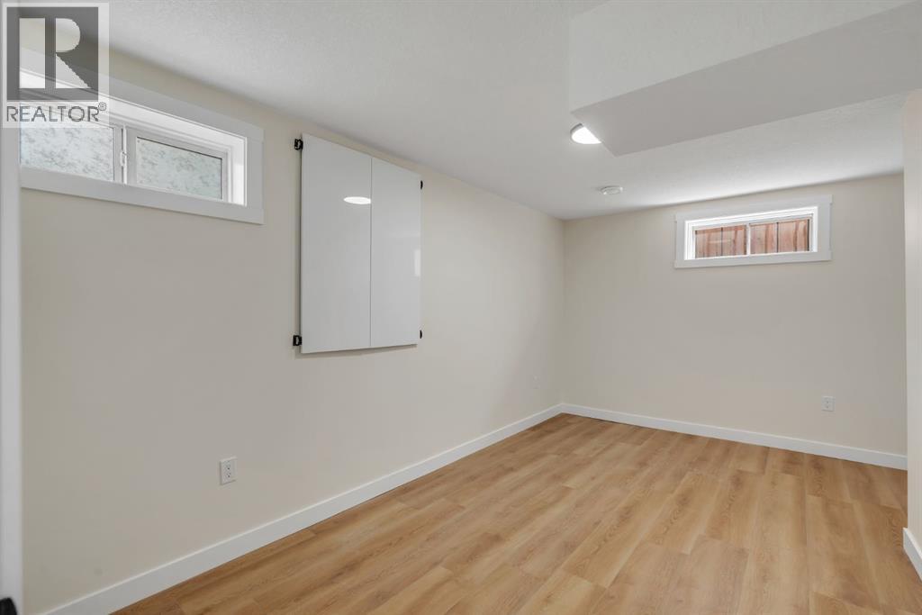 4112 13 Avenue Ne Property Photo 31