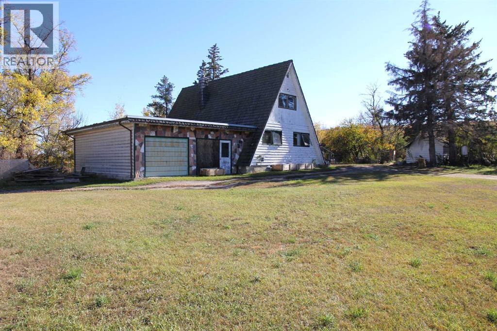 100 1 Avenue Property Photo 1