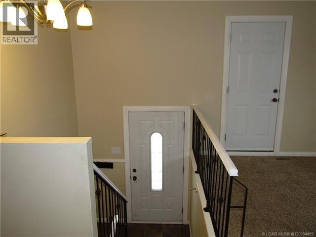 2402 23 Street North Property Photo 3