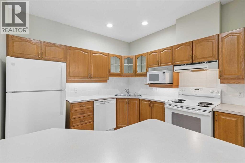 5201 Dalhousie Drive Northwest Property Photo 9