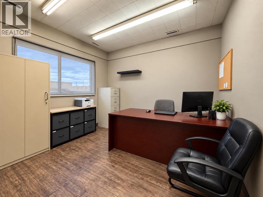 9124 111 Street Property Photo 26