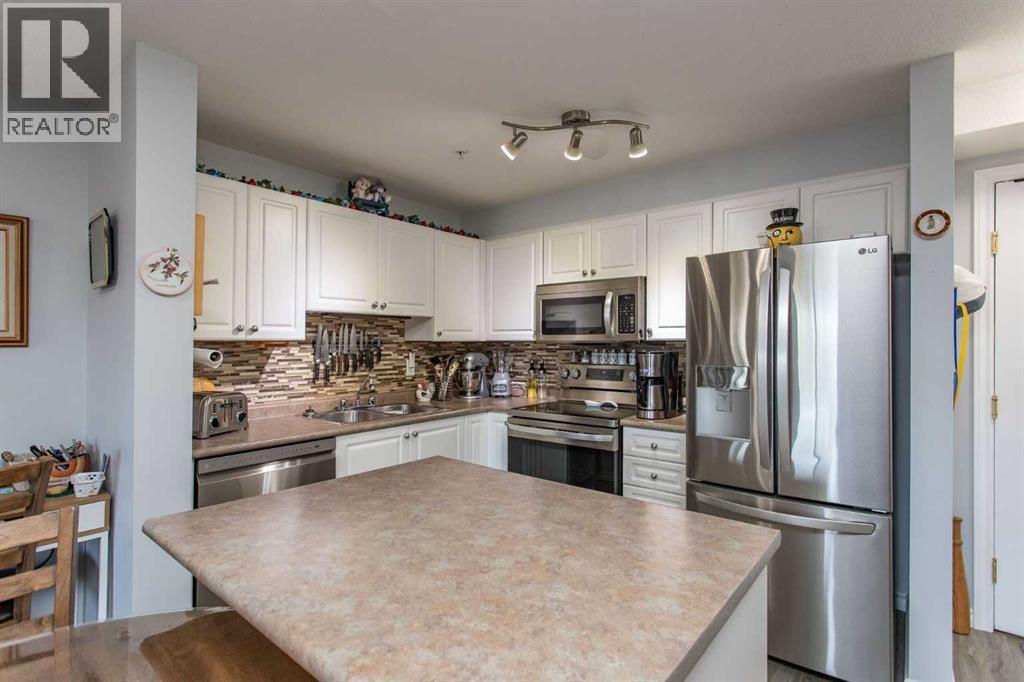 12 Ironside Street Property Photo 6