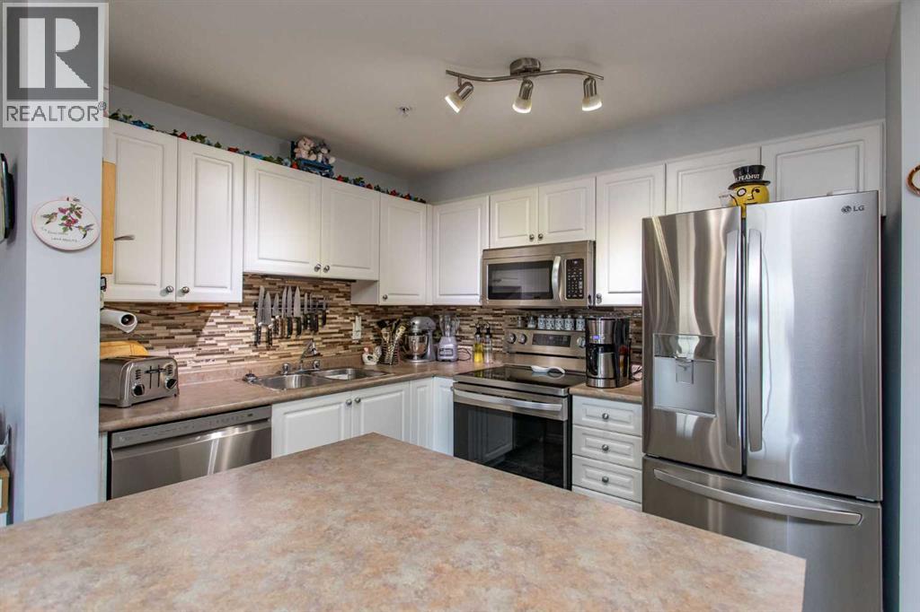 12 Ironside Street Property Photo 7