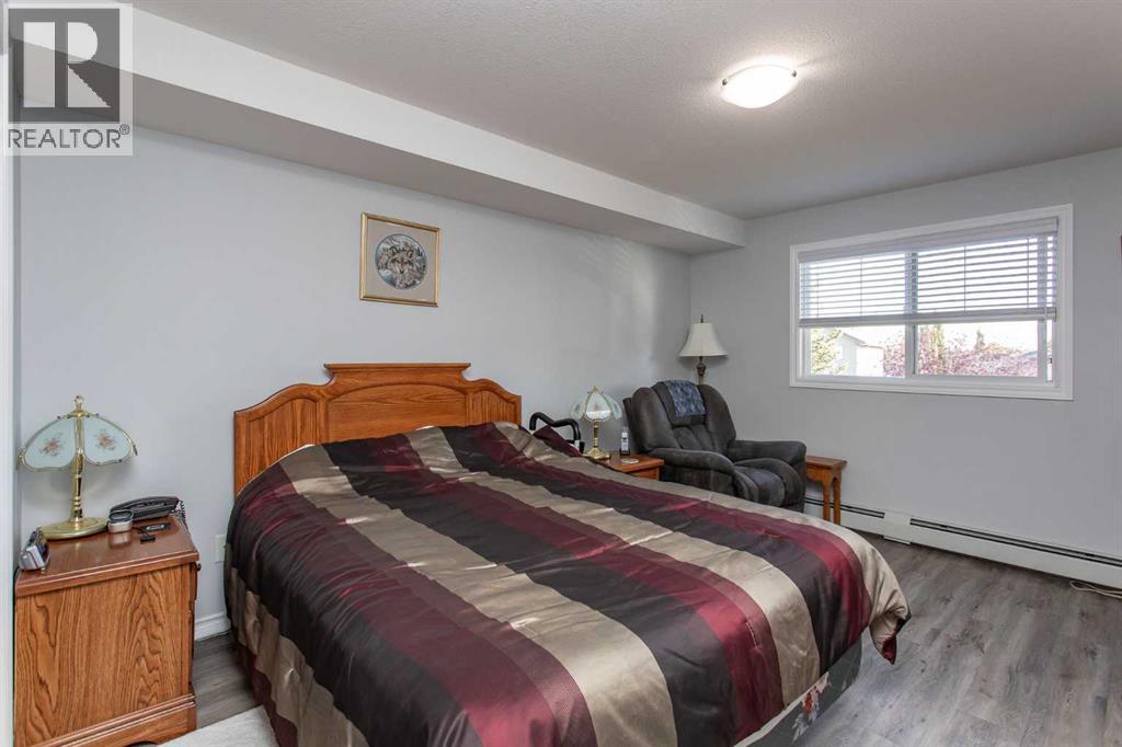 12 Ironside Street Property Photo 10