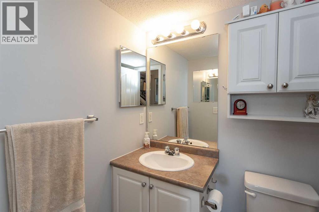 12 Ironside Street Property Photo 13