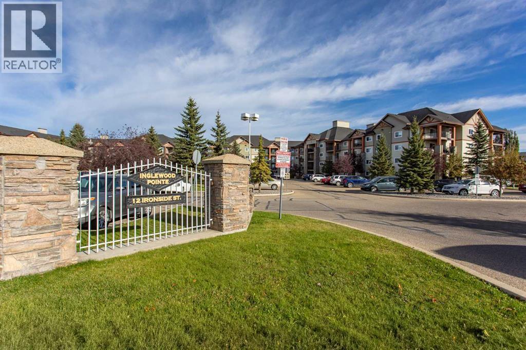 12 Ironside Street Property Photo 24