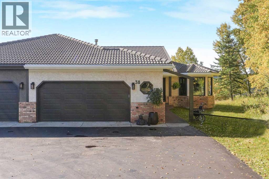 38 Sunrise Way Property Photo 4