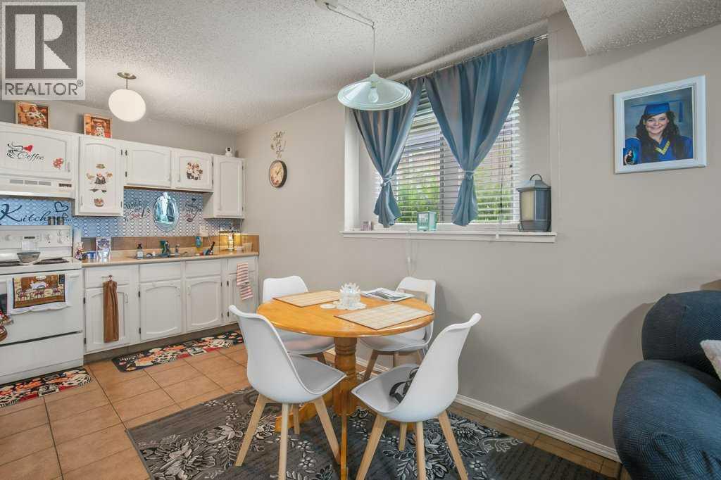 4639 48 Street Property Photo 12