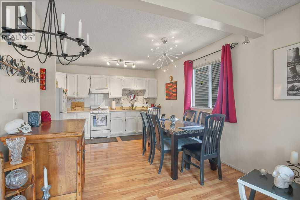 4639 48 Street Property Photo 20