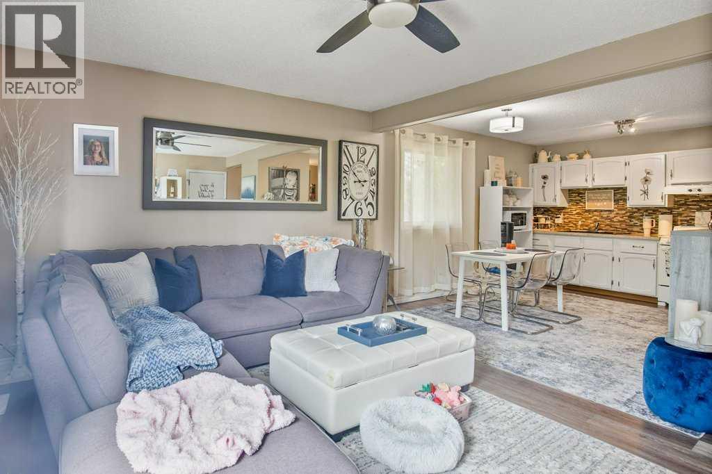 4639 48 Street Property Photo 29