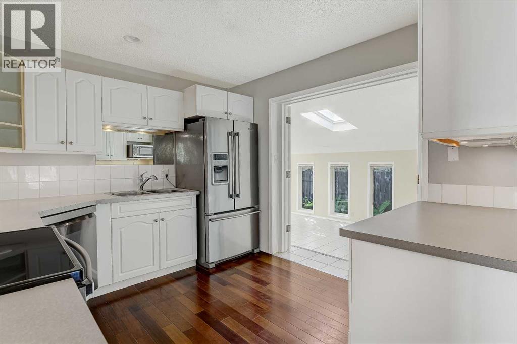 7205 Patterson Drive Property Photo 11