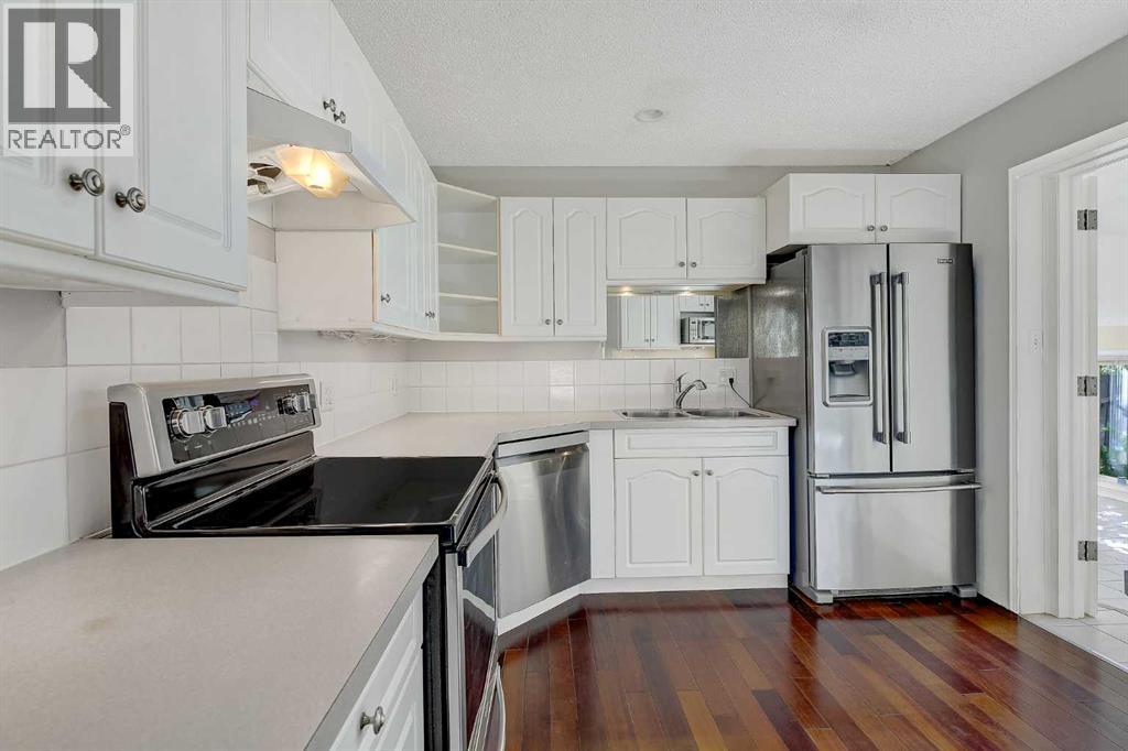 7205 Patterson Drive Property Photo 12