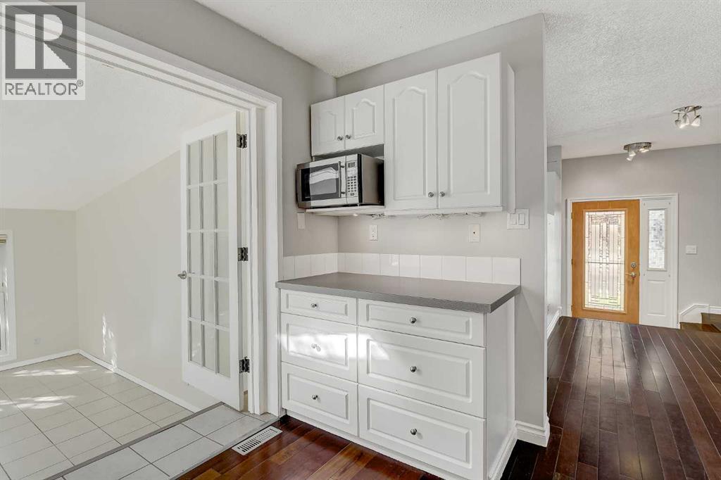 7205 Patterson Drive Property Photo 13
