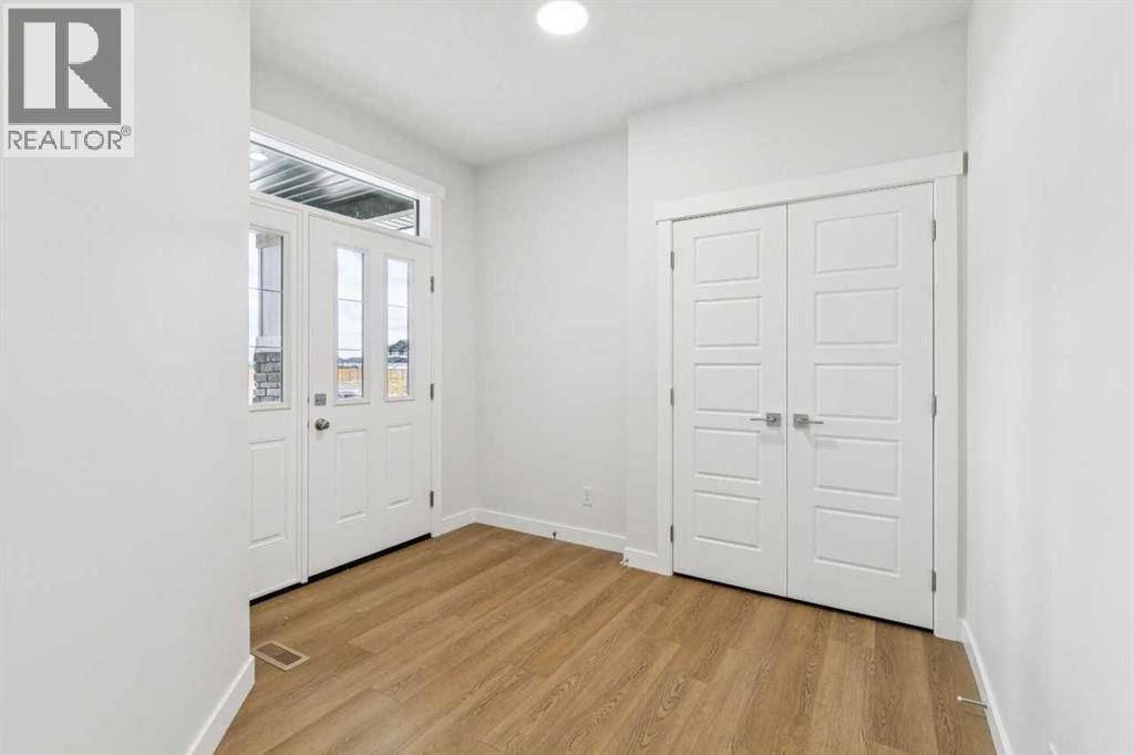 139 Dawson Wharf Mount Property Photo 3