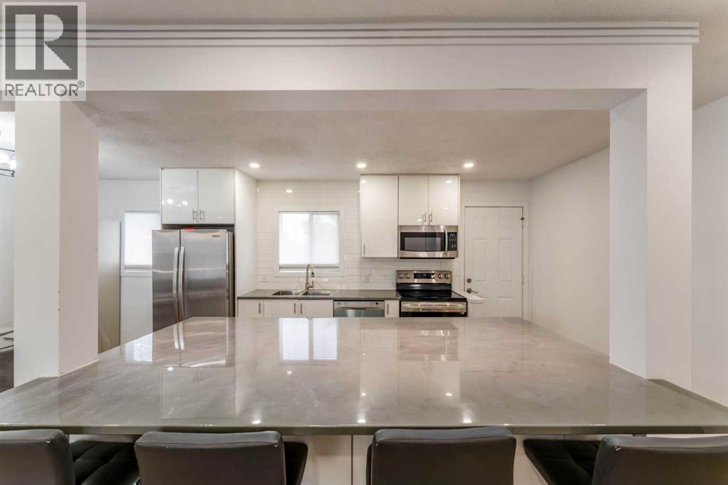 1135 Penrith Crescent Se Property Photo 19