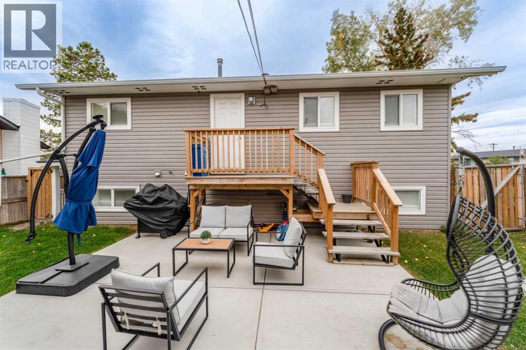 1135 Penrith Crescent Se Property Photo 46