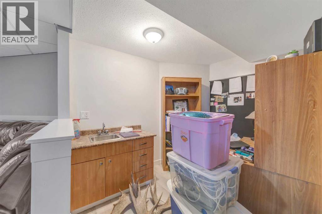 6501 39 Street Property Photo 19