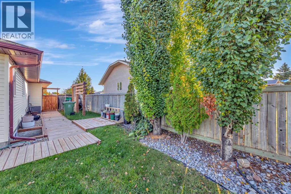 6501 39 Street Property Photo 27