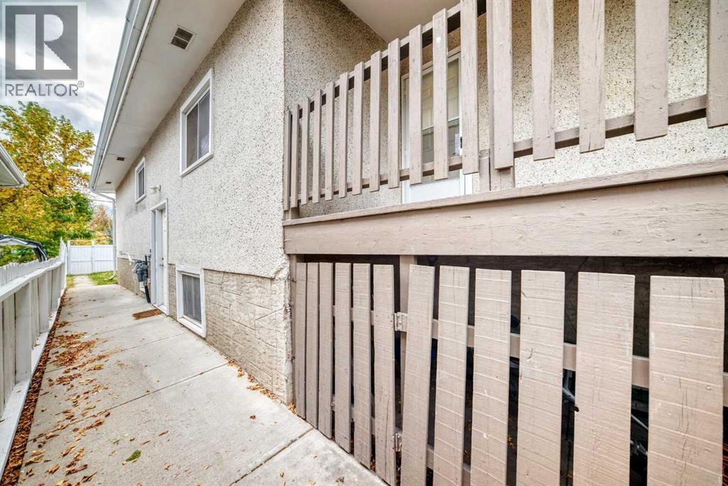 7409 37 Avenue Nw Property Photo 6