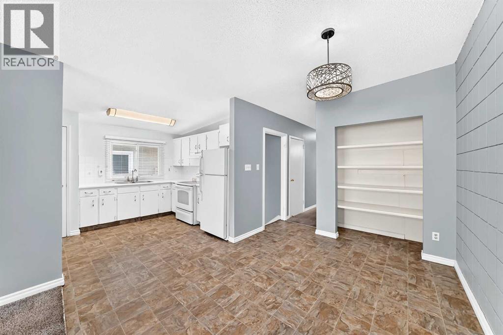 7409 37 Avenue Nw Property Photo 10